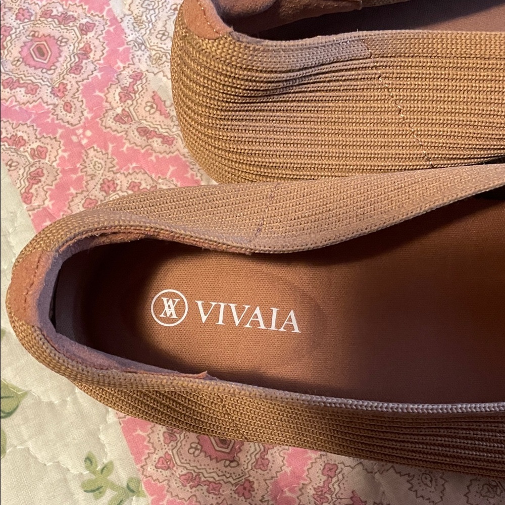 VIVAIA Women's Brown Loafers - Picture 2 of 2